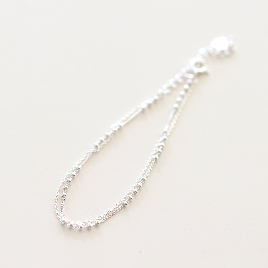 Chain Bracelet- Small silver ball double chain
